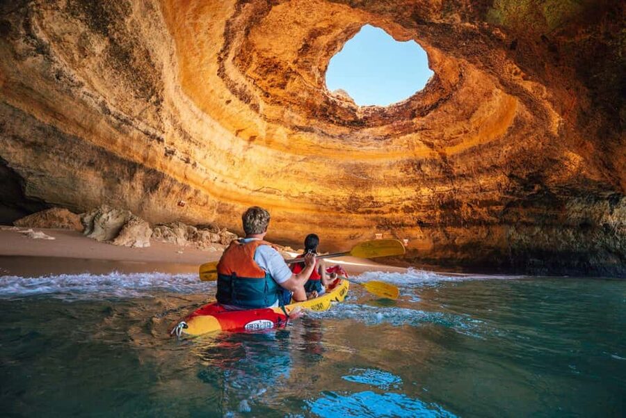 Benagil: Kayaking Tour to the Benagil Cave (Free Shower) - 45-minute express versus the 2-hour cave circuit