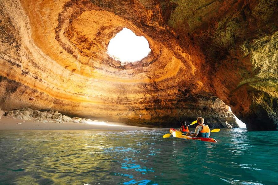 Benagil: Kayaking Tour to the Benagil Cave (Free Shower) - Stop-by-stop: from Benagil Beach to Praia da Marinha and Carvalho