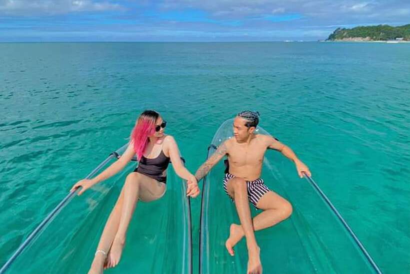 Boracay: Crystal Kayak Photo-op Experience - The Crystal Kayak Moment: What the 10 to 15 Minutes Feels Like
