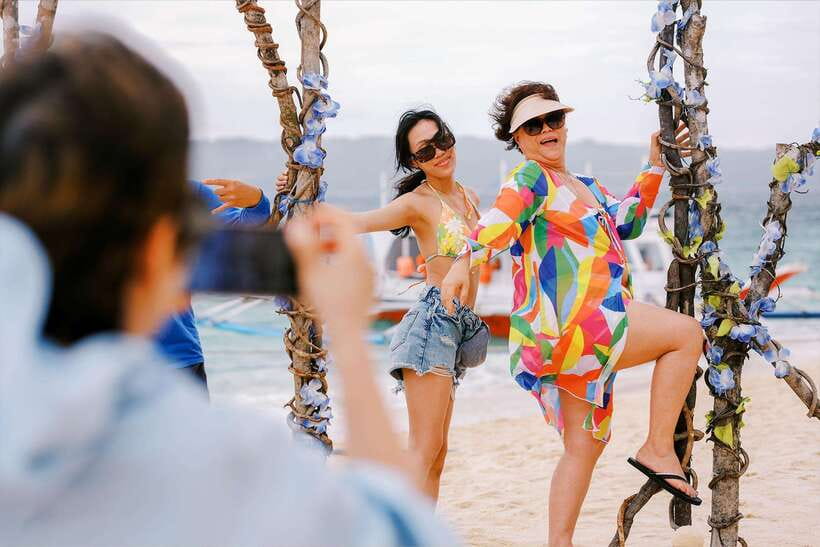 Boracay: Island Hopping with Crystal Kayak & Helmet Diving - Gear and What You Need to Bring (Towel Included? Nope)