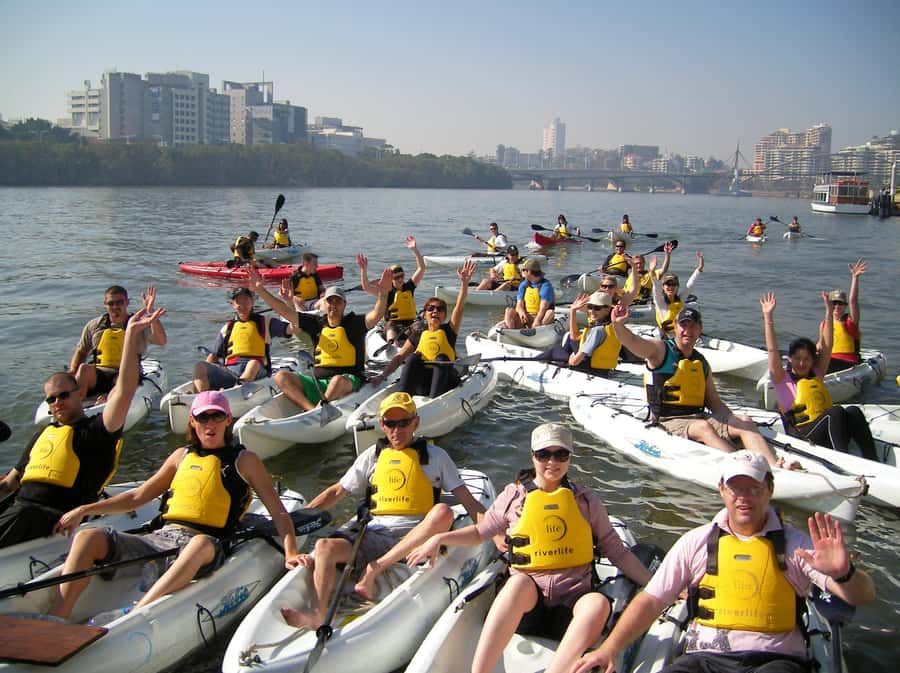 Brisbane: Guided River Kayak Tour - What to bring (and what not to): keep it simple