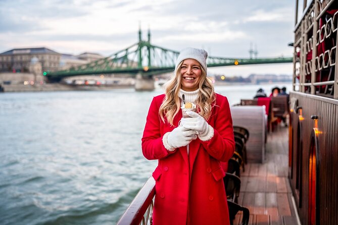 Budapest Paddle Steamer Danube Cruise with Tokaj & Audio Guide - Drinks and Payments: More Than Just the Welcome Glass