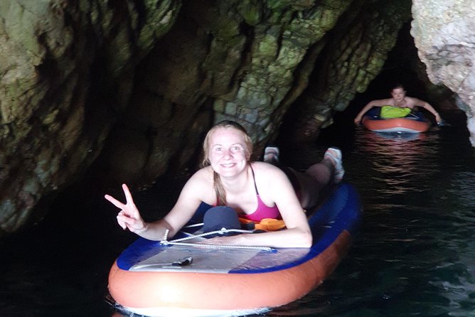 Budva: Kayak & SUP Rental - Meeting at Azzuro Beach: Easy Start, Practical End