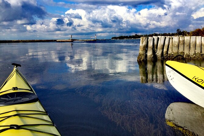 Burano Kayak Eco-Tour Through the Venetian Lagoon - Stop 1: Burano from a calm angle