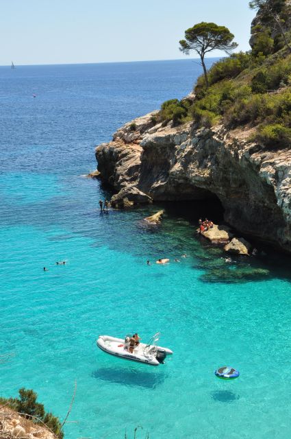 Cala des Moro/S'Almunia: Snorkel and SUP Tour - SUP Time: Paddle Surf Along the Cliffs (If Conditions Let You)