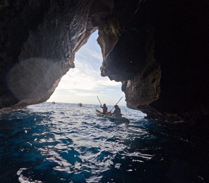 Cala en Porter: Menorca Caves Kayaking Tour & GoPro Photos - Gear-Up With GoPro 11: How Photos Actually Work