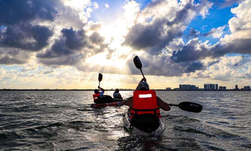 Cancun: Sunset Kayak Experience in the Mangroves - A 15-minute break that actually helps: photo stop and reset