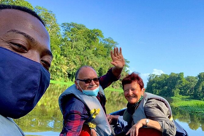 Canoe tour - Tortuguero canals: why a canoe beats a bus for wildlife