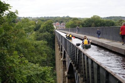 Canoe Trip Over the Pontcysyllte Aqueduct - The 2.5-Hour Plan (What Actually Fills Your Time)
