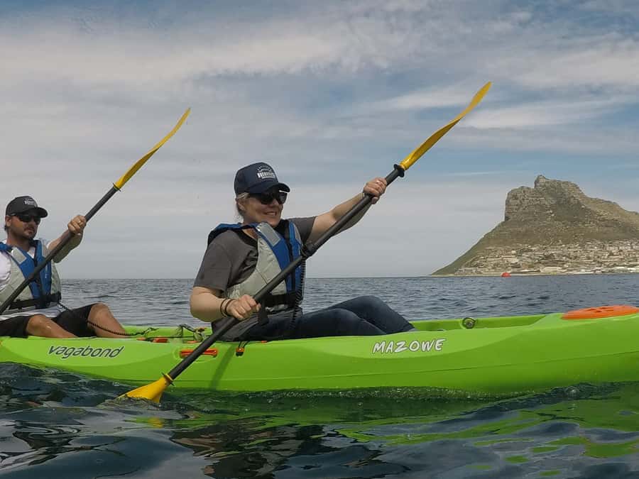 Cape Town: Guided Kayaking in Hout Bay - Gear, life jackets, and the small-group setup