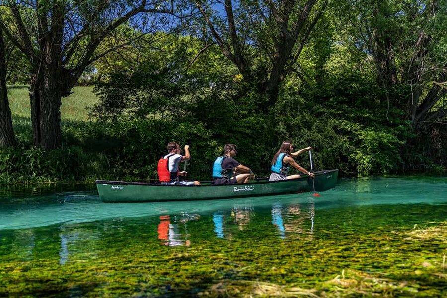 Capestrano: Canadian Canoe Excursion on the Tirino River - Entering the Valle del Tirino: meeting spot and the “how this works” part