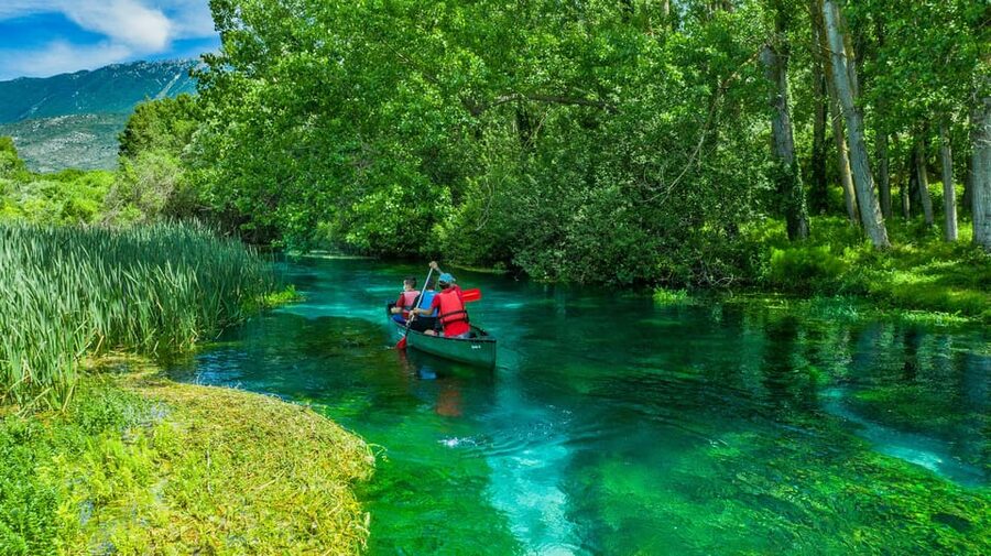 Capestrano: Canadian Canoe Excursion on the Tirino River - Two hours on the clock: what happens from start to finish