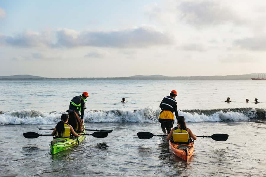 Cartagena: Sunset Sea Kayaking Tour - Shared vs private: what changes on the water