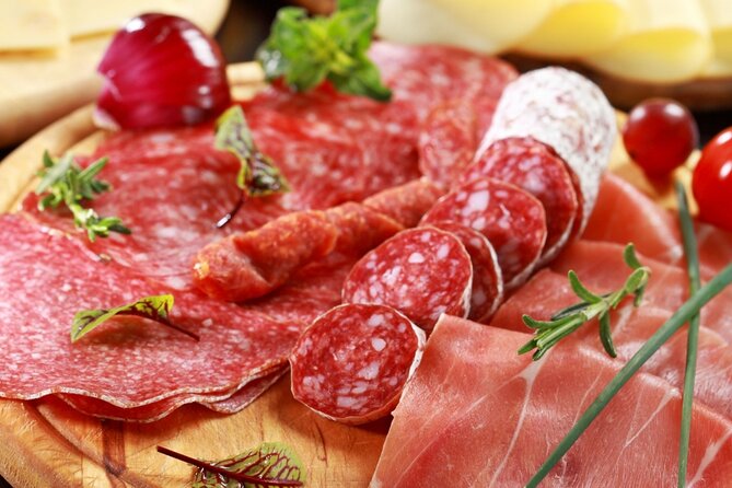 Castel Gandolfo Kayak Tour with Wine and Food Tasting - Castel Gandolfo by kayak: what you’re really paying for