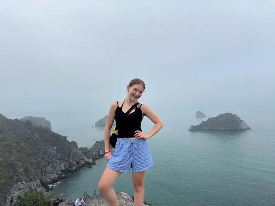 Cat Ba : Lan Ha Bay Bioluminescent Plankton Kayak Boat Tour - Ba’s Team and Safety: Enthusiasm That Actually Helps