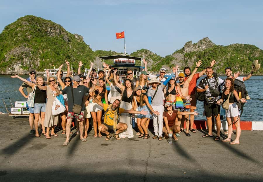 Cat Ba: Lan Ha & Ha Long Bay Kayak & Snorkel Boat Tour - Getting Picked Up and Riding Out to the Pier