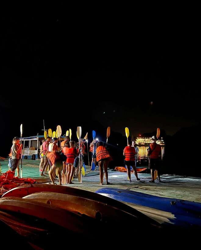 Cat Ba: Sunset and Night kayak with bioluminescent plankton - Lan Ha Bay After Dark: Night Kayaking for Bioluminescent Plankton