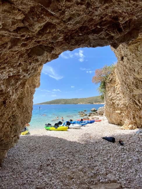 Caves of Porto Palermo: Kayak/SUP Tour with Castle Sea View - Ali Pasha’s Castle From the Water: The 30-Minute Photo Cruise