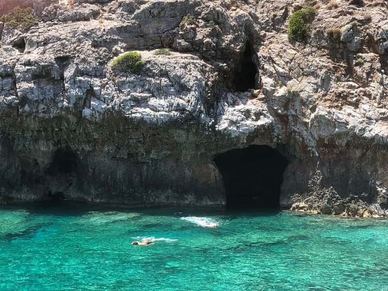 Chania: Private Cruise with Sup Food & Unlimited Drinks - The short Kalami photo break: quick views, minimal commitment