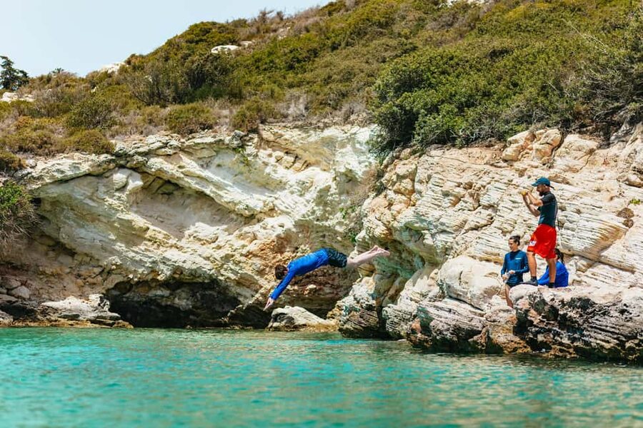 Chania: Stand-Up Paddleboard Small Group Tour - The sheltered start: your first win on the water
