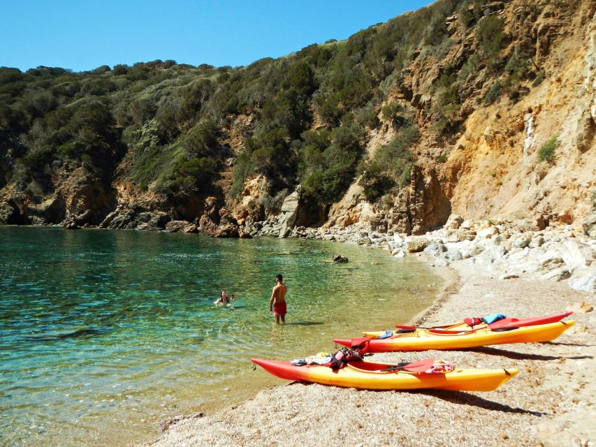 Chia: Kayaking the Wild Side and Snorkeling in Secret Beach - Paddling the Emerald Bays: Rough Cliffs, Little Inlets, and Stop-and-Go Pace