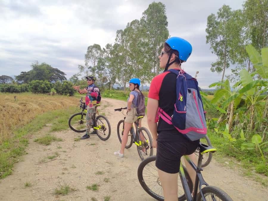 Chiang Mai: 25km Leisure Mountain Biking & Jungle Kayaking - Gear, comfort, and how fit you need to be