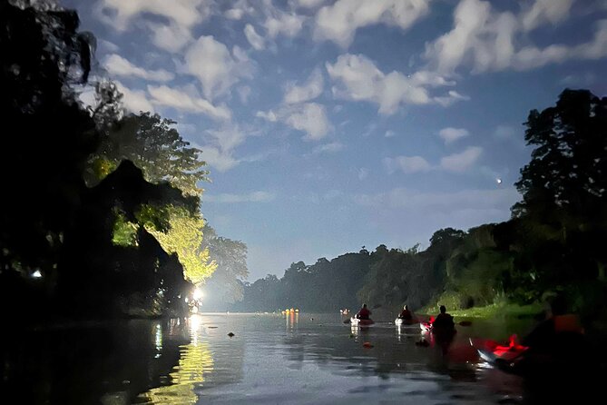 Chiang Mai: Kayak Under the Stars – 6 km to the Heart of the City - What $48.88 gets you: real value in gear, safety, and nighttime views