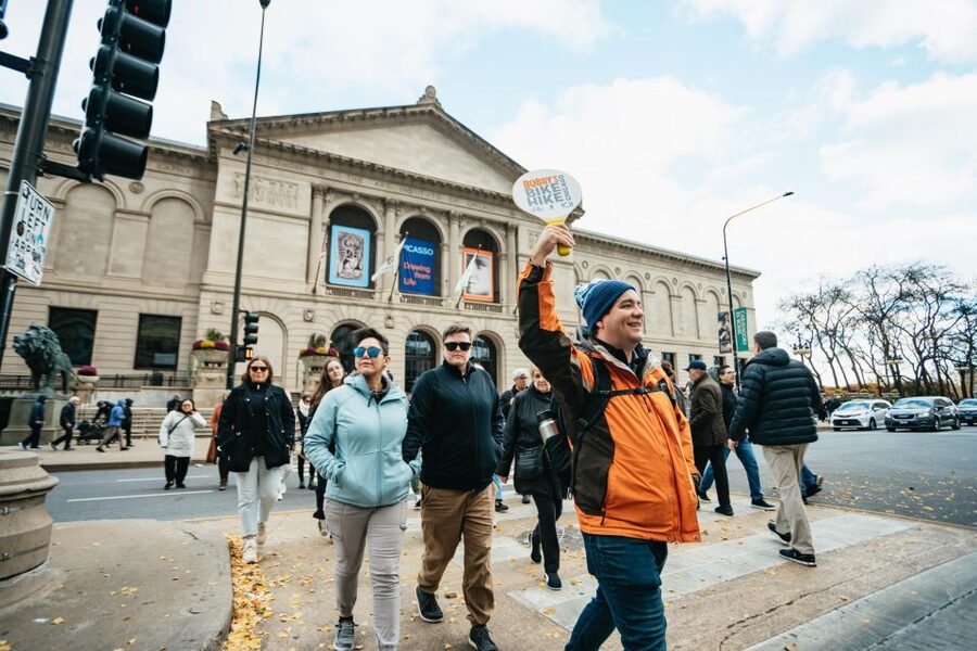Chicago: Classic Food Walking Tour with Bike or Kayak Rental - The 3-hour downtown walk: pace, planning, and what it really feels like
