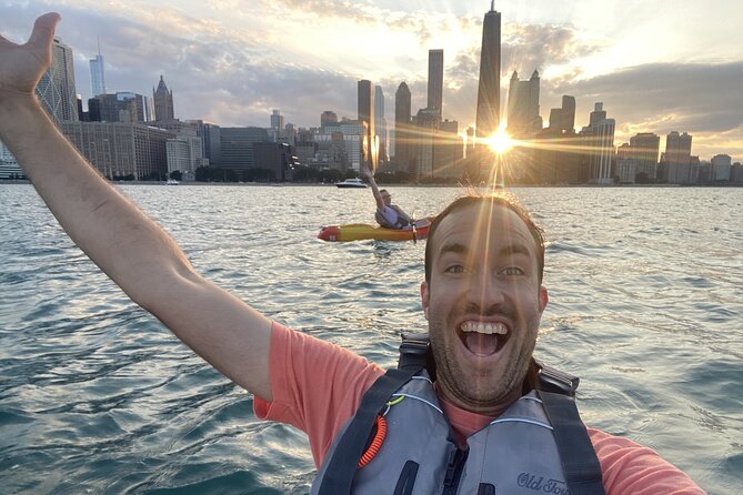 Chicago's Lake Michigan Downtown Kayak Rental at Ohio Street Beach - The paddle: what your 1–2 hours feels like on the water