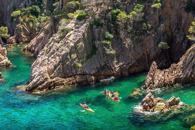 Costa Brava Kayaking and Snorkeling Small Group Tour with Lunch - Kayaking Below the Camino de Ronda: The Part Most People Remember