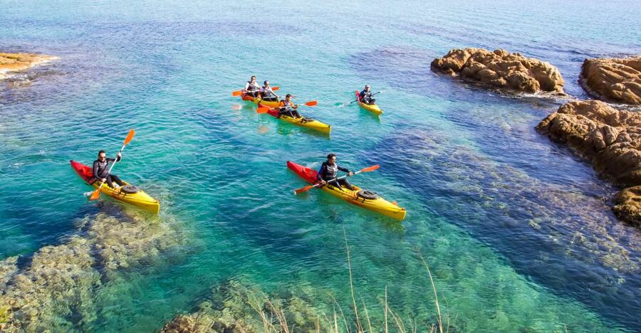 Costa Brava: Sea Caves Kayaking and Snorkeling Tour - Kayak time in S’Agaró Bay: how the first paddle works