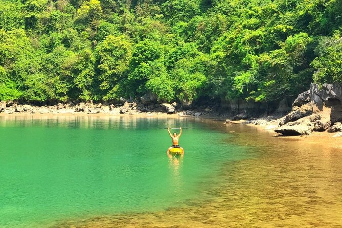 Cruising- Kayaking- Cycling- Trekking 3D/2N from Cat Ba in less tourist areas. - Day 2 afternoon cruising: Lan Ha Bay without the rush