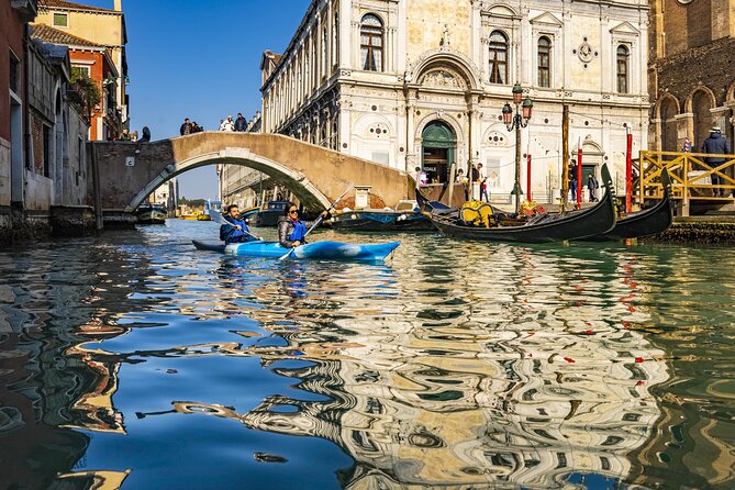 Cultural Kayak Tour: Discovering the City’s Canals - Phone-free paddling: how to get photos without breaking safety