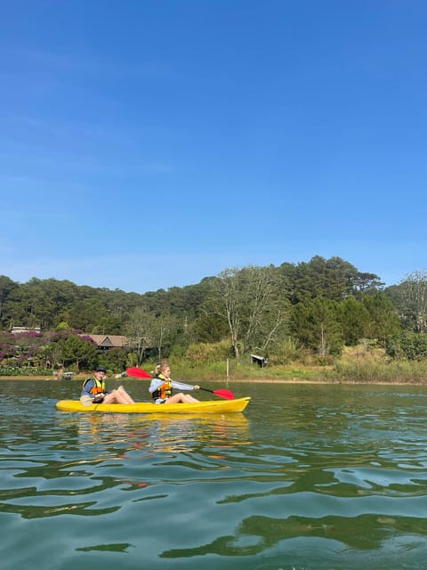 Da Lat: Tuyen Lam Lake Kayak or SUP Tour - Why Tuyền Lâm Lake by kayak or SUP feels like a smart Da Lat day