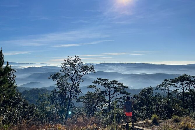 DALAT: Trekking Pinhatt & Sup/Kayaking Tuyen Lam Lake Tour - Trekking 8 km up toward Pinhatt Peak (and why the altitude matters)