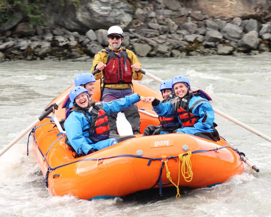 Denali, Alaska: Canyon Wave Raft Class III-IV Paddle/Oar - Price and value: is $140 worth a Canyon Wave rafting slot?