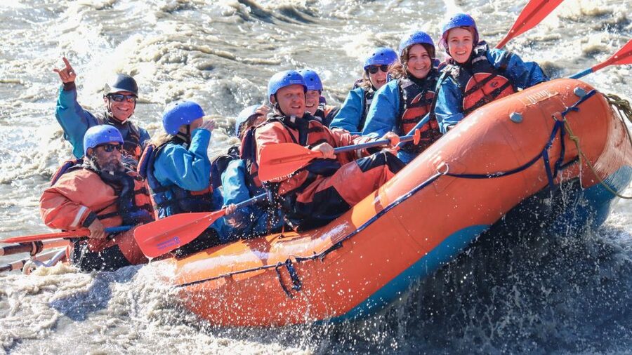 Denali, Alaska: Canyon Wave Raft Class III-IV Paddle/Oar - Who should book this rafting day (and who might skip it)