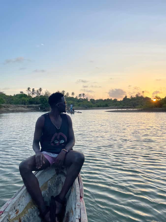 Diani: Sunset Canoe Tour along the River with Mangroves - Sunset Sailing for 30 Minutes: The Part You Shouldn’t Rush