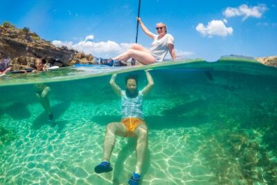 Discover the best corners of the island in paddle surf - The Beach Setup: Gear, Briefing, and Quick Comfort