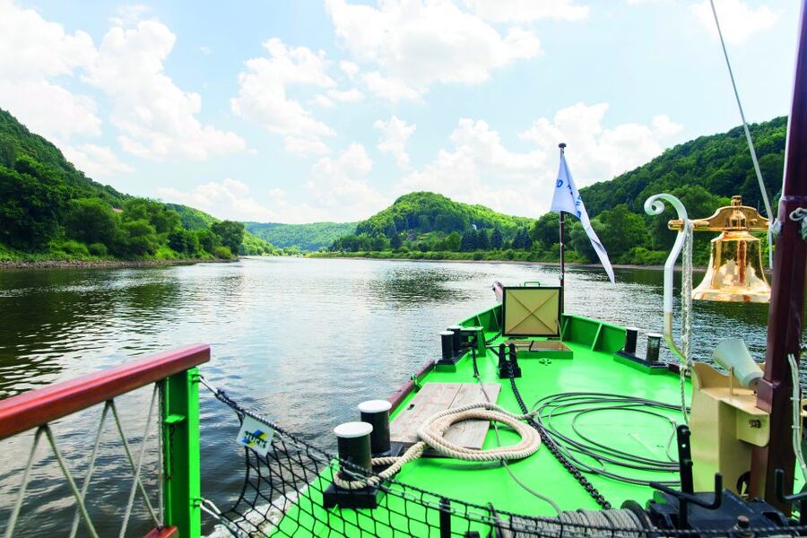 Dresden: Königstein Fortress Paddle Steamer Cruise - Onboard comfort and the paddlewheel effect