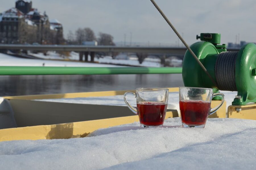 Dresden: Paddle Steamer Winter Cruise to Pillnitz - A Winter Elbe Cruise That Feels Like Real Dresden