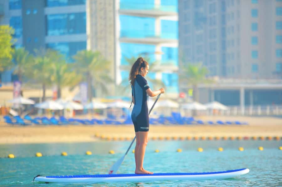 Dubai: 1-hour Kayaking or Stand Up Paddle at Dukes The Palm - Beachside Picnic Areas: A Change of Pace Without Extra Planning