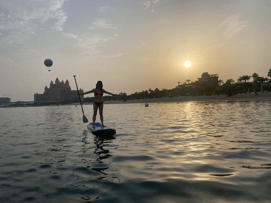 Dubai: Palm Jumeirah Paddle Boarding Tour - Palm Jumeirah SUP: why this 1.5-hour loop works