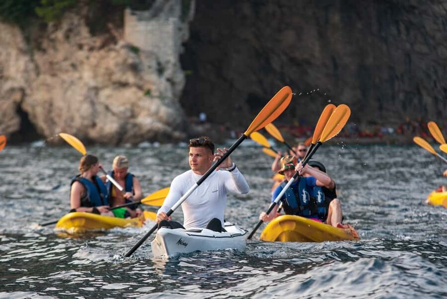 Dubrovnik: Guided Sea Kayaking and Snorkeling Tour - Sea-level Dubrovnik: Lokrum Island and the city walls you can actually reach
