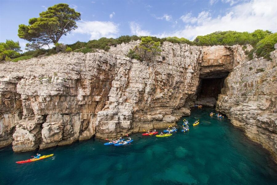 Dubrovnik: Sea Kayaking Half-Day Tour - Pile Bay to Lokrum: the part where Dubrovnik feels brand-new