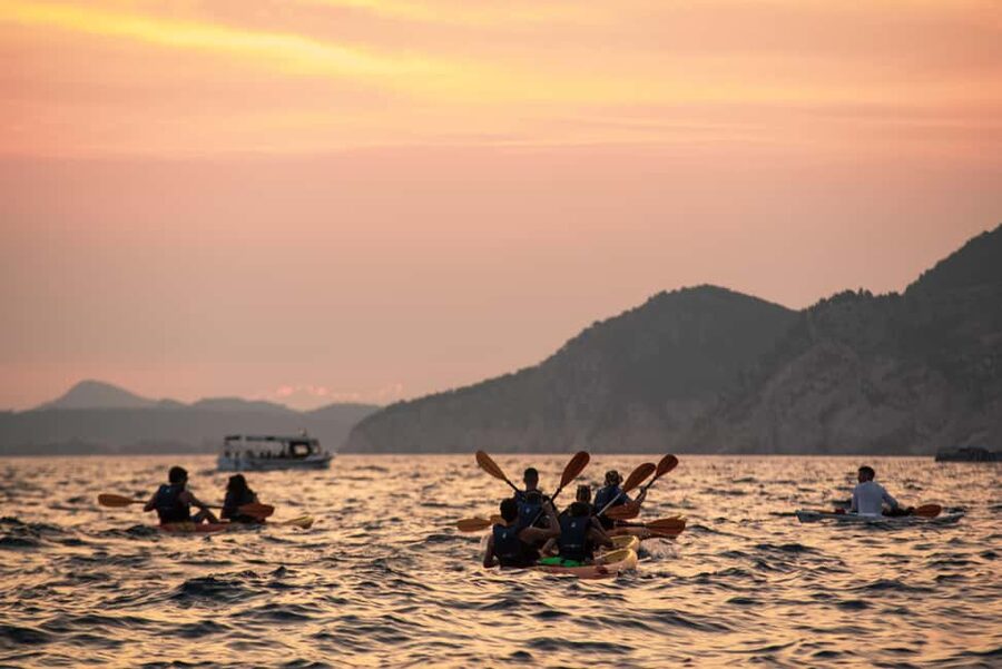 Dubrovnik: Sunset Kayaking and Snorkeling Tour - Key points to know before you go