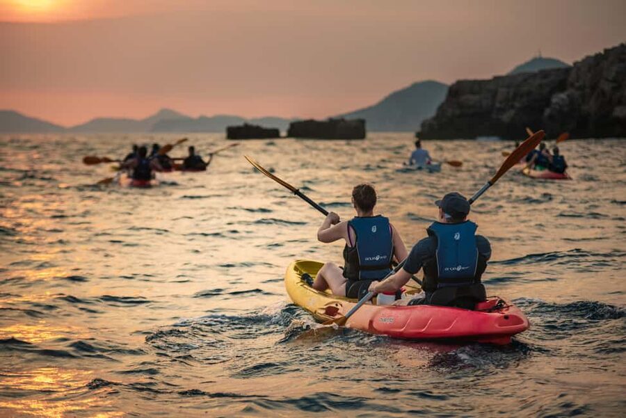 Dubrovnik: Sunset Kayaking and Snorkeling Tour - Meeting at Pile Bay and Getting Set Up Fast