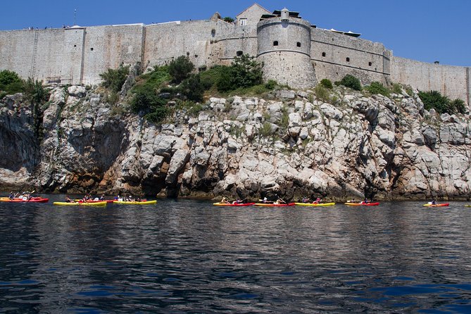 Dubrovnik: Sunset Kayaking & Snorkeling with water &wine - Sunset return to Pile Bay: what the wine-and-snack part really means