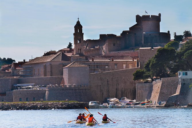 Dubrovnik: Sunset Kayaking & Snorkeling with water &wine - Group size and pace: why you may not always hear every detail