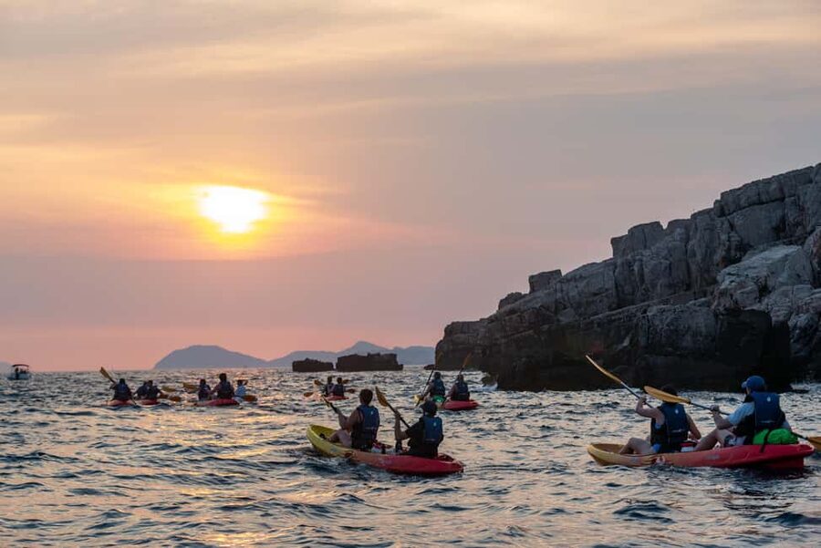 Dubrovnik: Sunset Sea Kayaking Tour - How much effort you should plan for (and who should skip it)